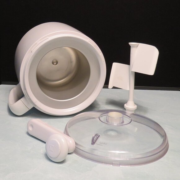 Vintage "Something New" Chillfast Ice Cream Maker 1 Quart Made in Japan - Picture 3 of 4